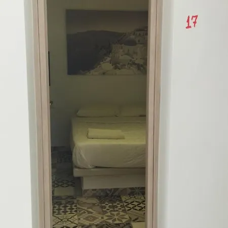 Economy In Center- Basement Level Apartmán