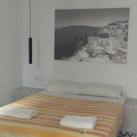 Economy In Center- Basement Level Apartment *